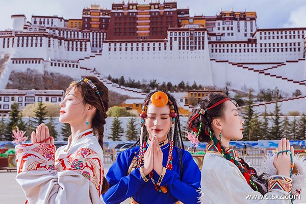 去西藏旅游跟團(tuán)游多少錢(qián)